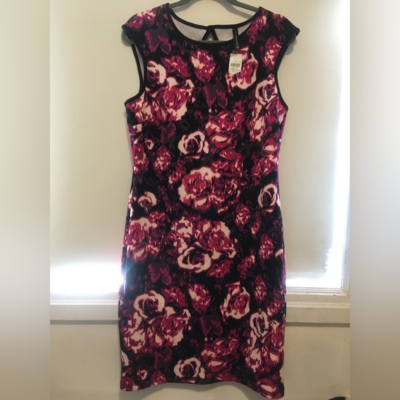Dress To Impress MIDI Size Large Black Background Hot Pink Floral Designer - Picture 3 of 10